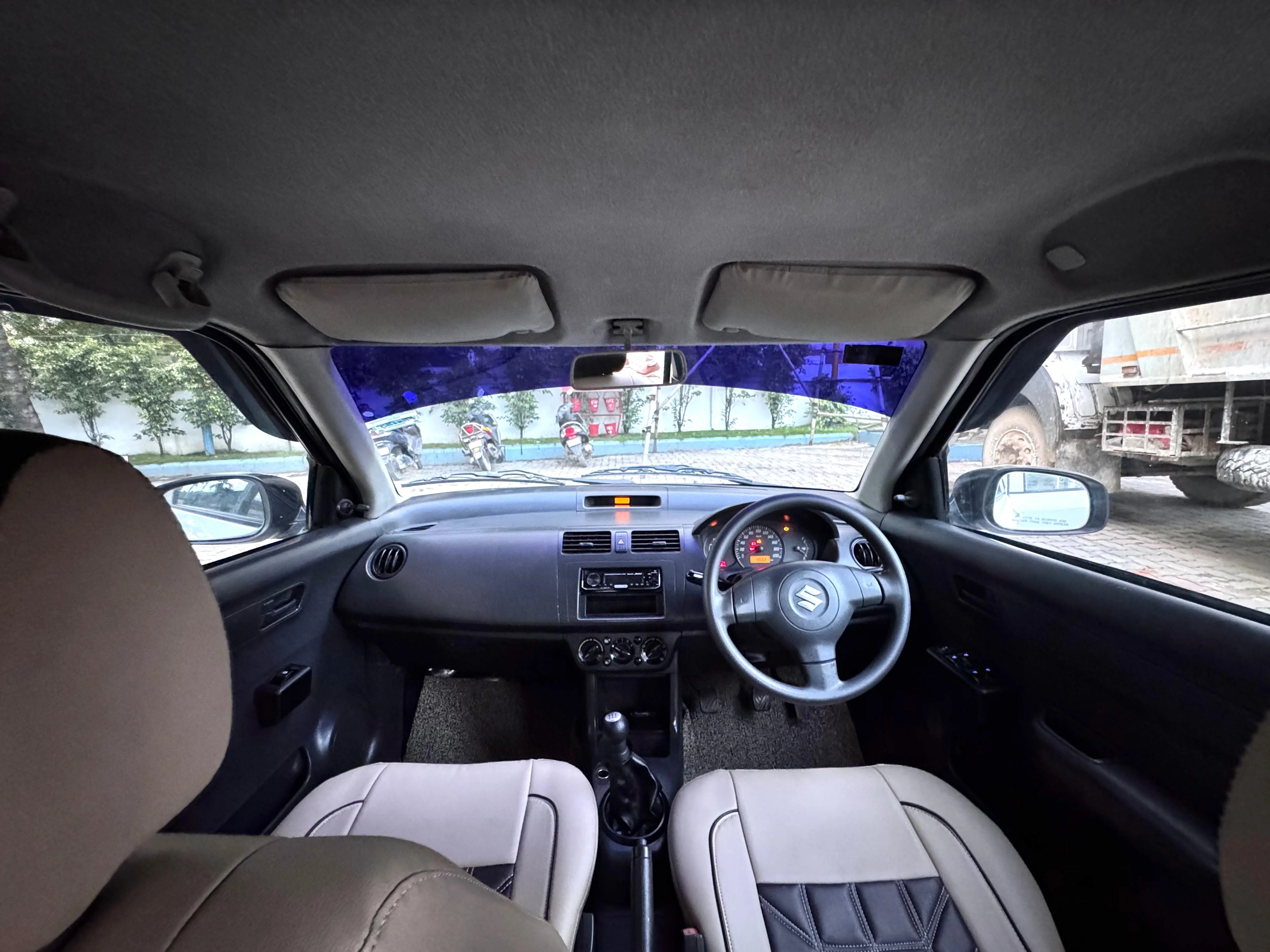 Maruti Suzuki Dezire - Thumbnail 12